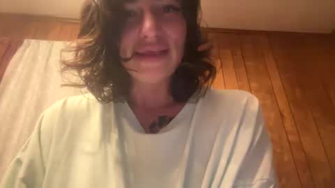 Snapshot of arielwyld chatting on October 4, 2025, 10:41 pm ariel colin when hes here online show from October 4, 2025, 10:41 pm