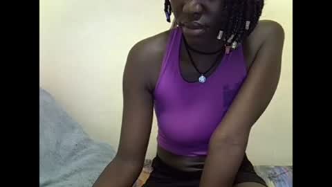 Snapshot of aries_eve chatting on December 20, 2024, 11:47 pm aries_eve online show from December 20, 2024, 11:47 pm