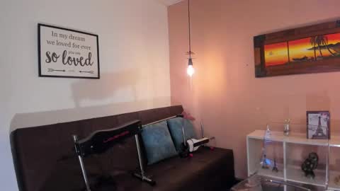  Arianna  online show from February 18, 2025, 6:58 pm