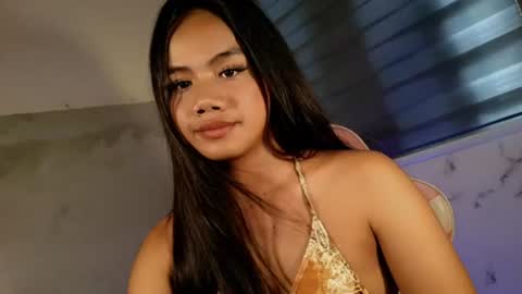 Snapshot of arilovesu chatting on July 17, 2026, 5:58 am hi follow me its ARI online show from July 17, 2026, 5:58 am