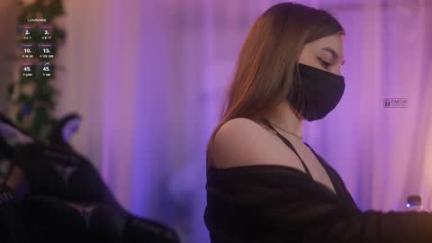 Arina online show from March 12, 2025, 6:44 pm