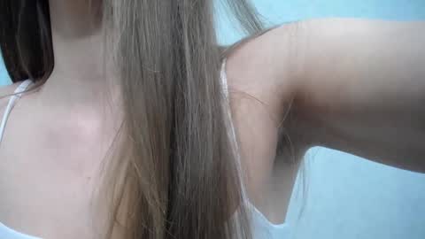 arinamir online show from February 26, 2026, 3:16 am