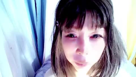 arincolove online show from April 15, 2026, 9:16 am