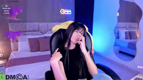 Ari  online show from October 19, 2025, 10:21 pm