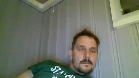 Snapshot of ariparikrigsmann chatting on December 3, 2025, 9:02 pm ariparikrigsmann online show from December 3, 2025, 9:02 pm