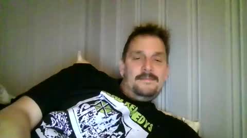 Snapshot of ariparikrigsmann chatting on December 22, 2025, 9:34 pm ariparikrigsmann online show from December 22, 2025, 9:34 pm