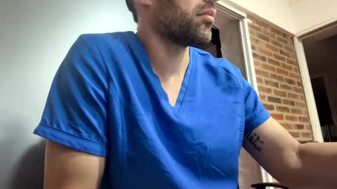 Snapshot of arirok chatting on November 17, 2025, 10:37 pm arirok online show from November 17, 2025, 10:37 pm