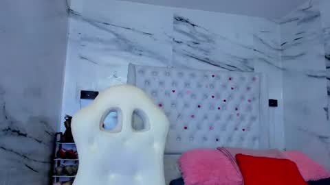 arisha_lee2 online show from July 17, 2026, 11:50 am