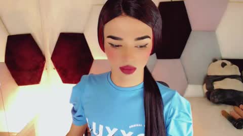 ArisaDarfu online show from December 31, 2024, 1:08 pm