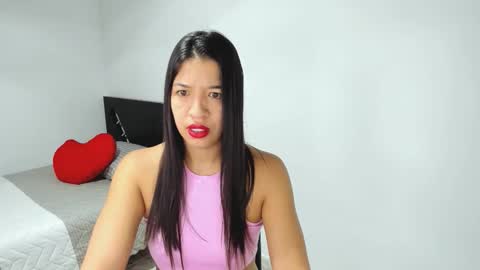 Snapshot of aristena_01 chatting on December 20, 2025, 12:34 pm aristena_01 online show from December 20, 2025, 12:34 pm