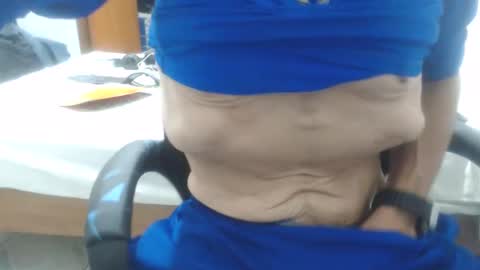 Snapshot of armaduradeacero chatting on February 1, 2025, 5:07 am armaduradeacero online show from February 1, 2025, 5:07 am