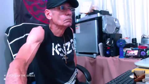 Snapshot of armaduradeacero chatting on September 13, 2025, 8:03 am armaduradeacero online show from September 13, 2025, 8:03 am