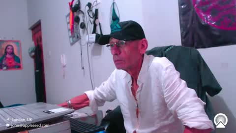 Snapshot of armaduradeacero chatting on October 11, 2025, 10:03 am armaduradeacero online show from October 11, 2025, 10:03 am