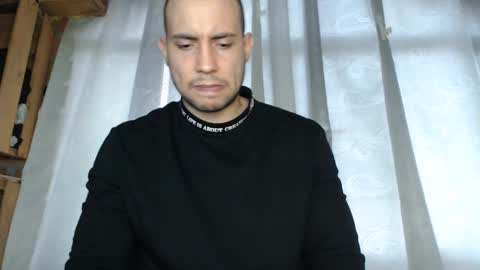 Snapshot of armando_2002 chatting on October 3, 2025, 6:49 pm ARMANDO online show from October 3, 2025, 6:49 pm