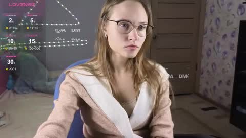 armurra online show from September 10, 2025, 3:12 pm