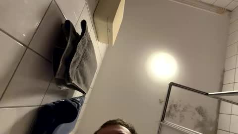 armyskater32 online show from March 5, 2026, 8:38 pm