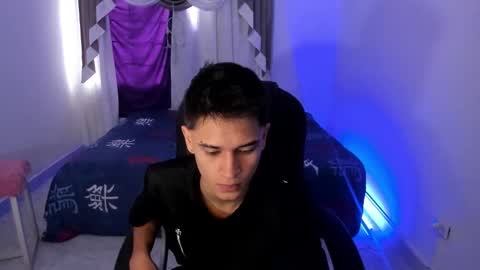 Aaron online show from October 10, 2025, 8:08 pm