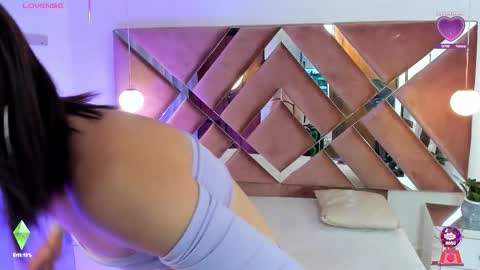 Aron cruz  online show from January 19, 2026, 1:48 pm