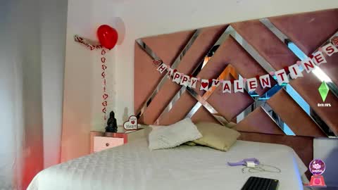 Aron cruz  online show from February 12, 2026, 12:55 pm