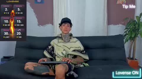 Aron ford online show from October 10, 2025, 1:32 pm