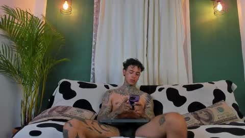 Aron ford online show from March 8, 2026, 2:04 am