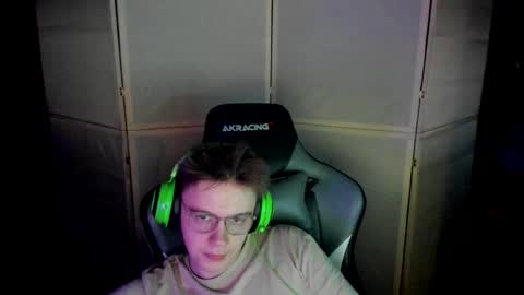 biggest penis  online show from February 13, 2025, 8:34 pm