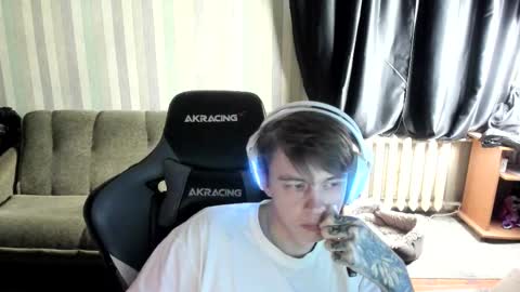 biggest penis  online show from November 27, 2025, 8:27 am