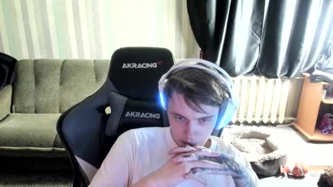 biggest penis  online show from November 28, 2025, 7:55 am