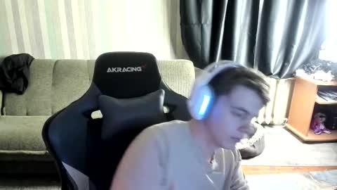 biggest penis  online show from December 17, 2025, 8:09 am