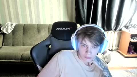 biggest penis  online show from December 18, 2025, 6:52 am