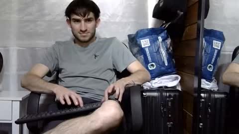 Aron G Franco online show from October 29, 2025, 7:26 pm