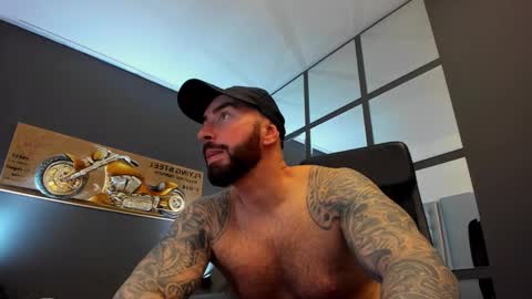 AronGrant online show from January 29, 2025, 12:13 pm