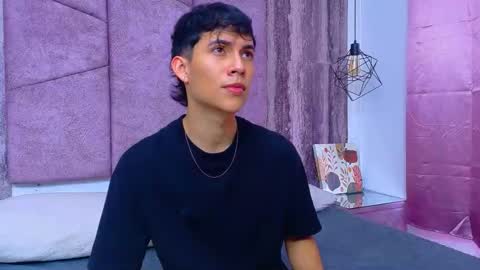 Arontawers online show from March 16, 2026, 7:29 pm