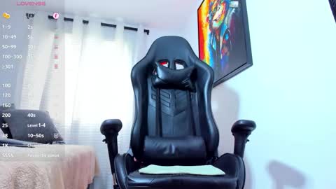   online show from October 30, 2025, 1:34 pm