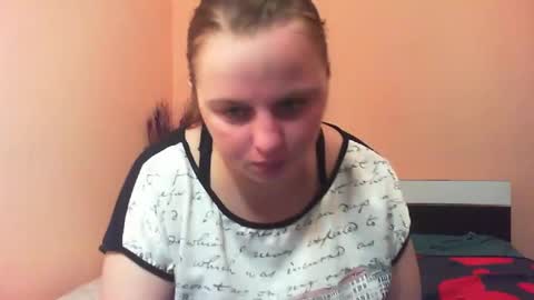 Snapshot of arriana98 chatting on February 22, 2025, 5:55 am Arriana online show from February 22, 2025, 5:55 am