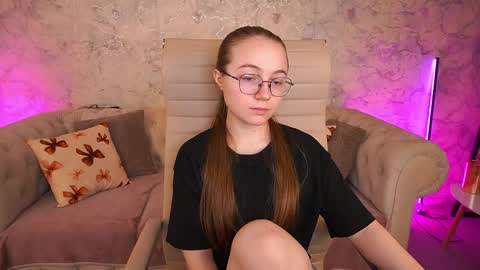 arrinawair online show from April 20, 2026, 7:22 am