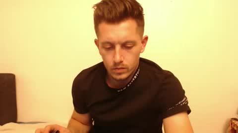 Snapshot of arromwilliam90 chatting on December 6, 2024, 3:55 pm arromwilliam90 online show from December 6, 2024, 3:55 pm