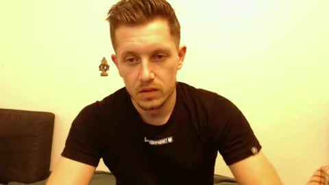 Snapshot of arromwilliam90 chatting on January 22, 2025, 8:18 am arromwilliam90 online show from January 22, 2025, 8:18 am