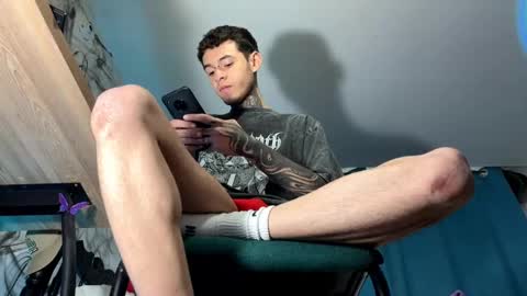   online show from January 22, 2025, 2:35 pm