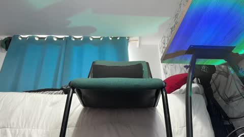   online show from February 7, 2025, 11:12 am