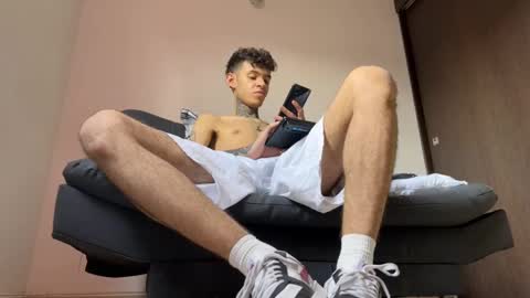   online show from March 10, 2025, 9:51 pm