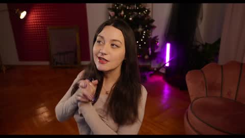 Snapshot of artegirlx chatting on January 18, 2025, 7:58 pm Maya online show from January 18, 2025, 7:58 pm