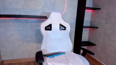 artemisablake online show from January 11, 2025, 12:33 am