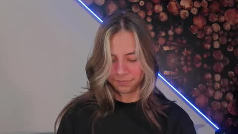 artemisablake online show from March 1, 2025, 4:22 pm