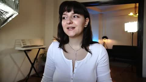 Snapshot of artesophie chatting on March 10, 2025, 8:15 am Sofia Caponi online show from March 10, 2025, 8:15 am