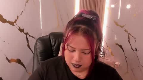 Snapshot of arthemisa_tayy chatting on July 25, 2026, 4:32 am Arthemisa online show from July 25, 2026, 4:32 am
