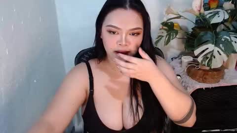 monica online show from November 2, 2025, 2:58 am