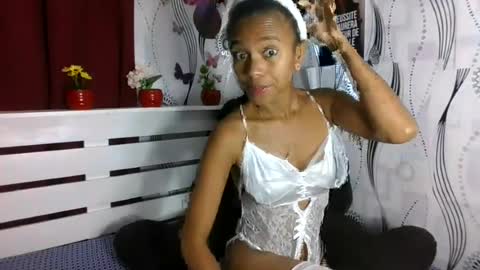 Snapshot of artsloveyou chatting on July 2, 2026, 2:00 am artsloveyou online show from July 2, 2026, 2:00 am