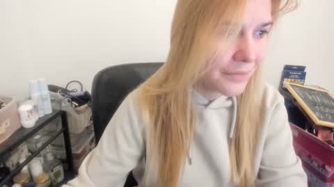 MIA online show from February 17, 2026, 11:33 pm