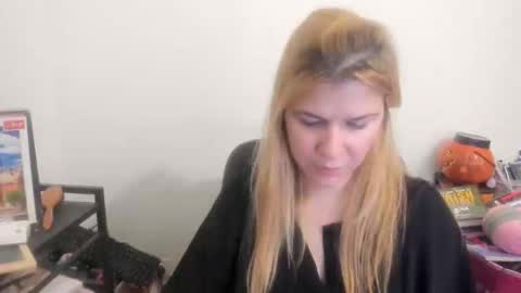 MIA online show from April 15, 2026, 8:42 pm